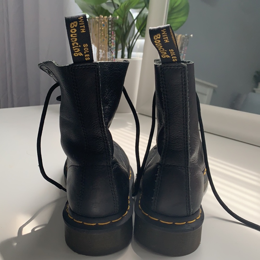 DR MARTENS LEATHER BOOTS - Picture 4 of 4